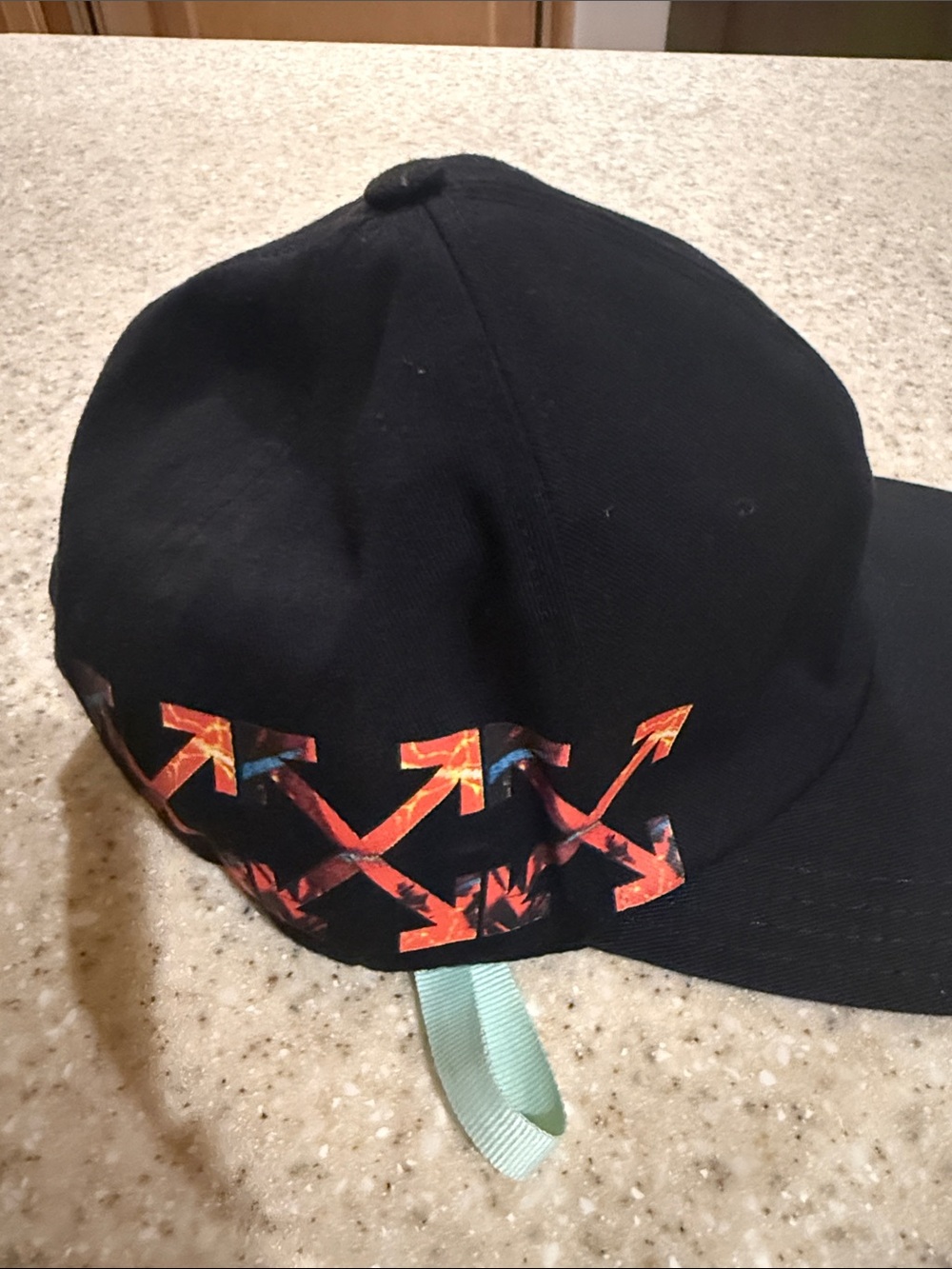 Off-white black hat - Picture 2 of 4